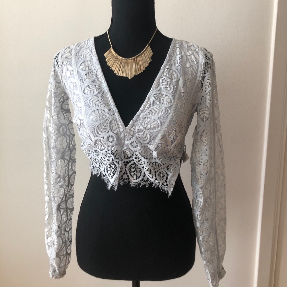 Lace periwinkle crop top